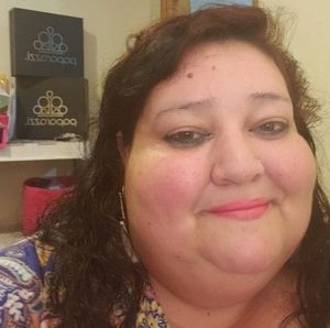 Meet your Posher, Jeannette